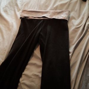 VS cropped leggings